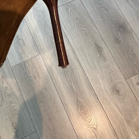 Gucci Pointed Toe Heeled Boots - Picture 7 of 7